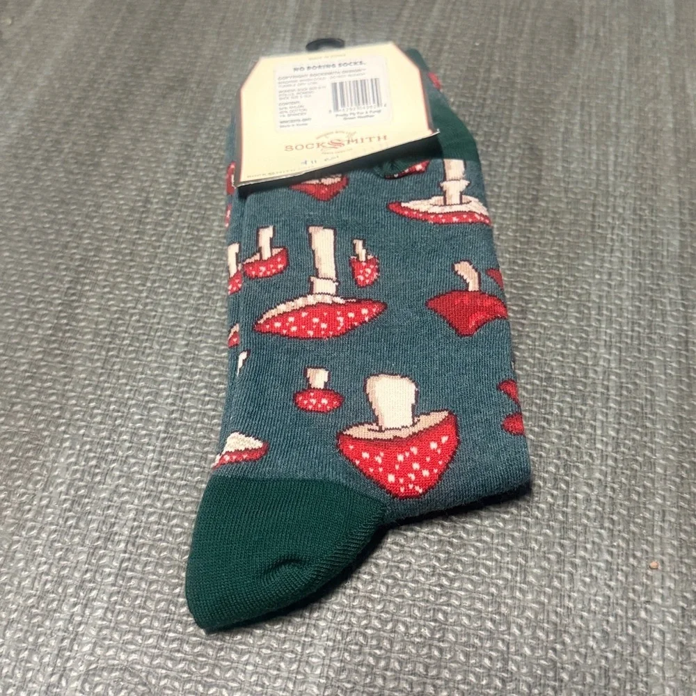 SockSmith Boutique Socks. Mushrooms. Brand new.